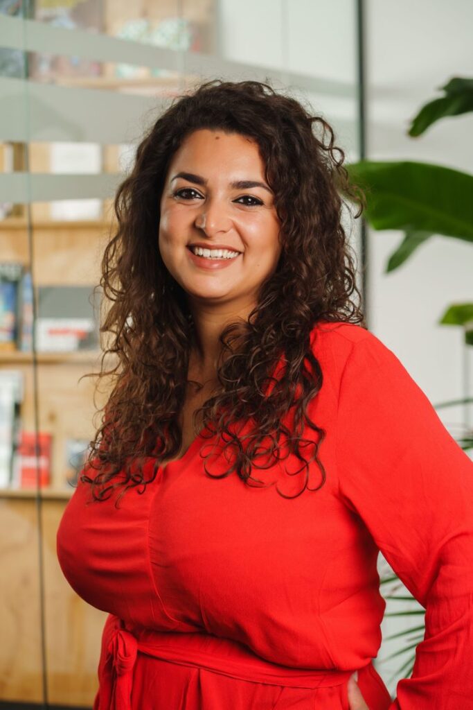 Inas Chemali